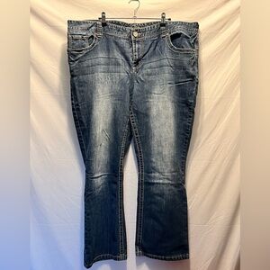 Maurices Bootcut Jeans 24S PETITE/SHORT